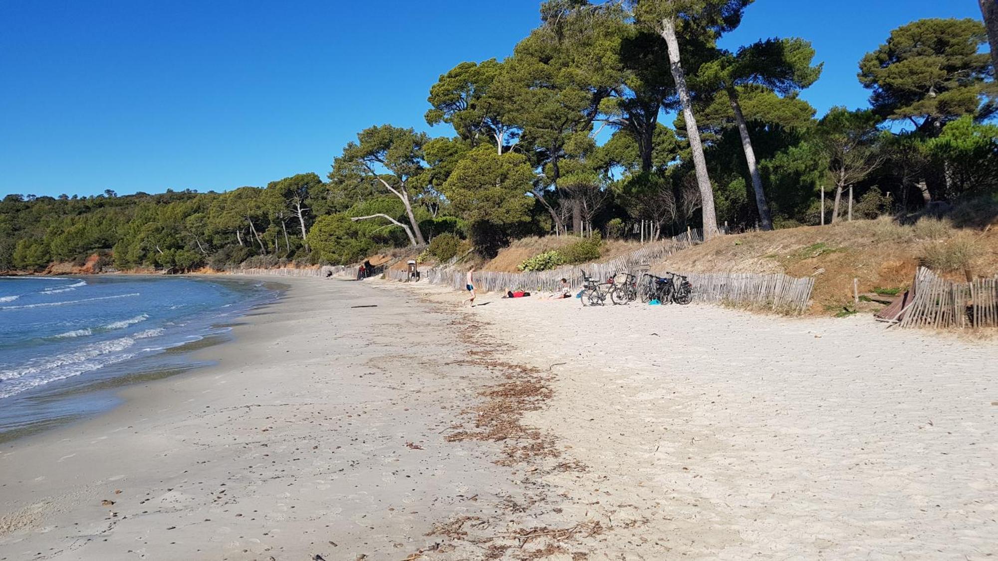 Apartament Rez De Jardin T3 Recent Et Calme Au Nouvelles Terres A La Londe Les Maures Zewnętrze zdjęcie